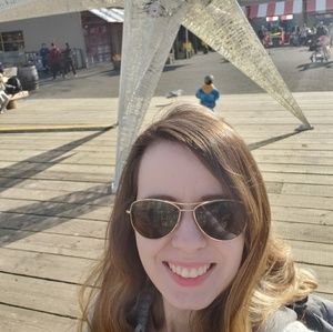 Meet your Posher, Ashlee